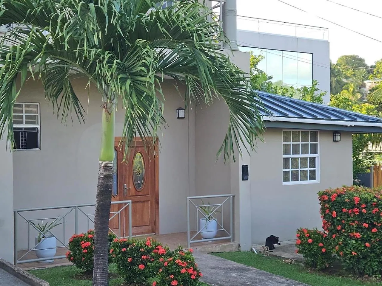 Cozy One Bedroom Apartment Garden Side location