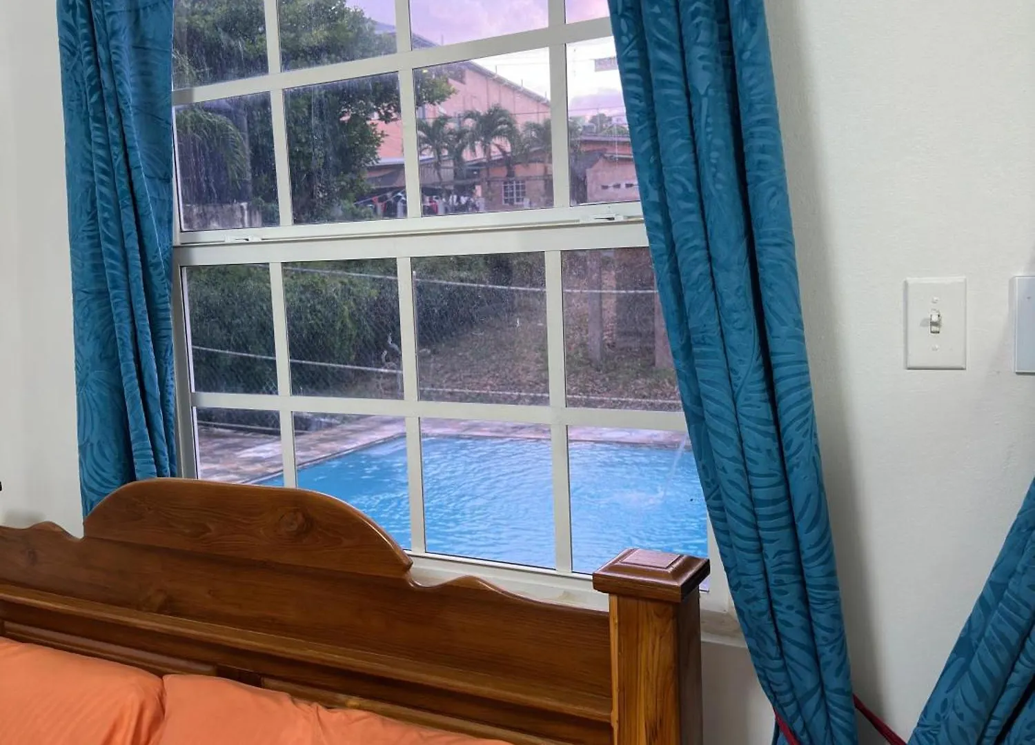 Cozy One Bedroom Apartment Garden Side Lambeau